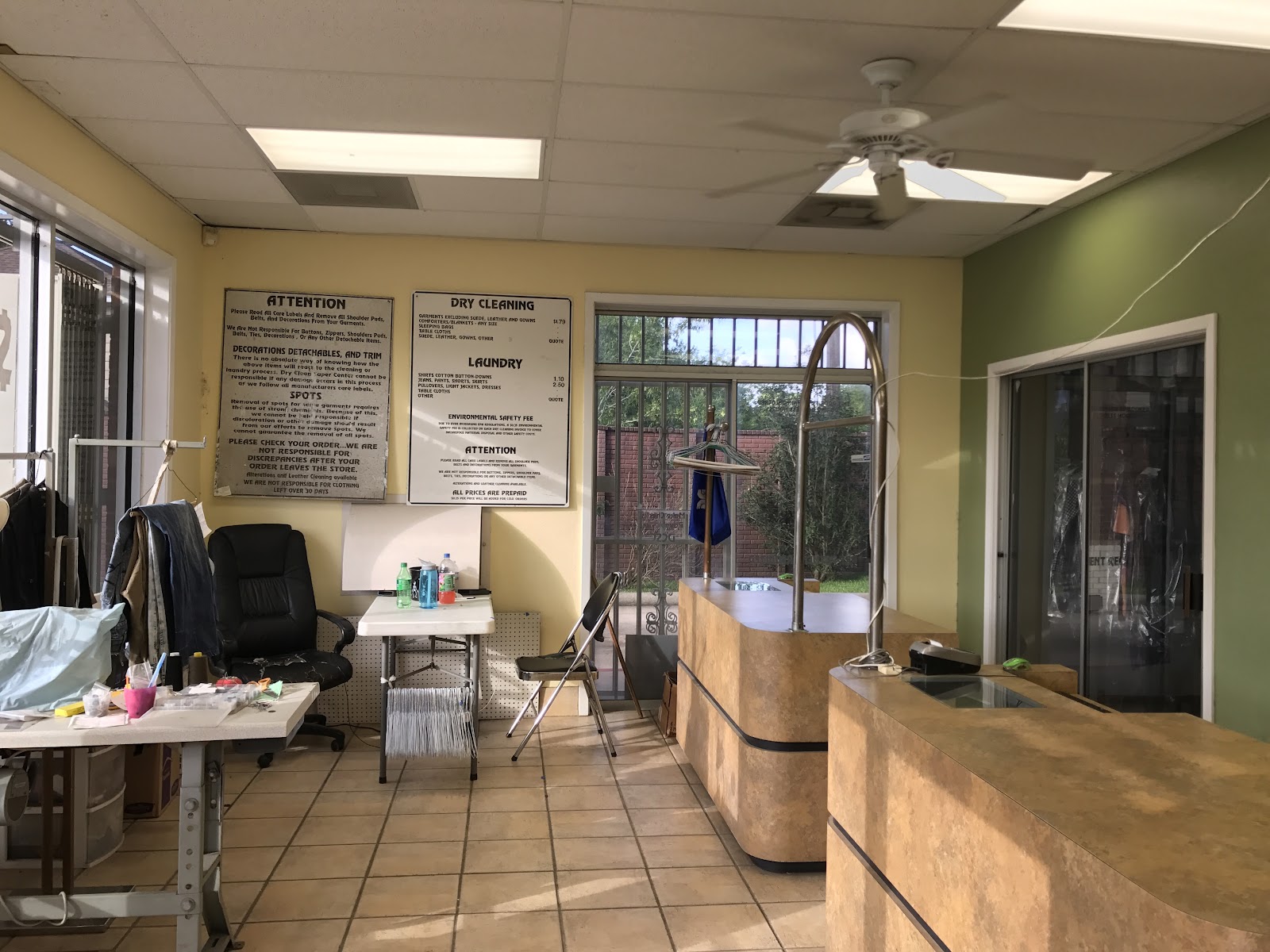 Inside Dry Clean Super Center